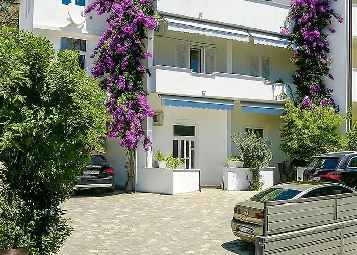 Apartments Jure