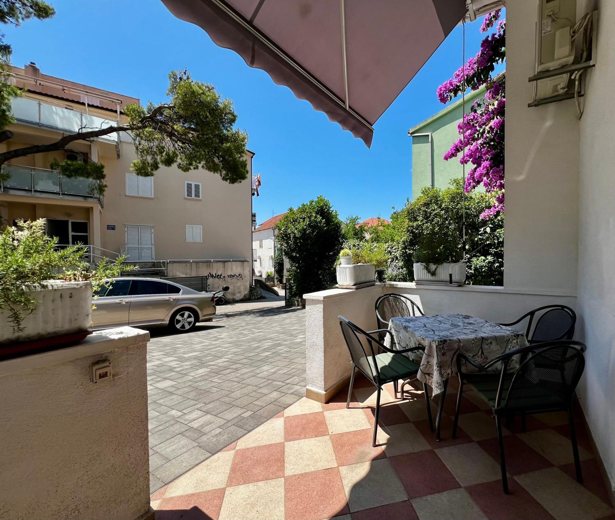 Jure Apartment Makarska